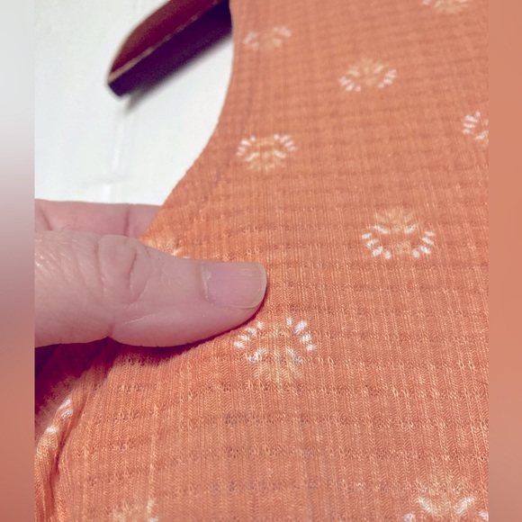 NWT Torrid cropped sleeveless top, peach gauze w/ruffle, sz 1X. - Picture 9 of 13